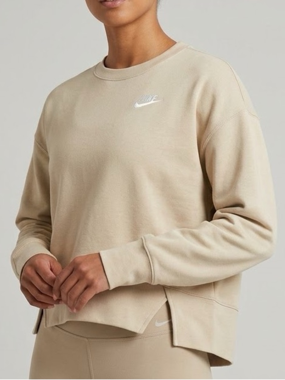 Nike NWOT Club Fleece Oversized Buttery Soft Crewneck Sweatshirt Beige Size XS